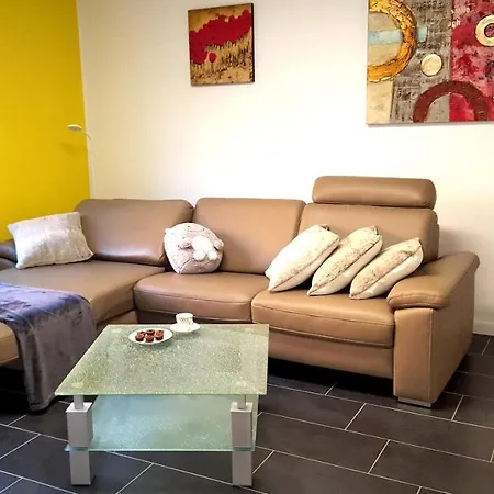 Ein Paar Schritte Zum Apartment Wilhelmshaven